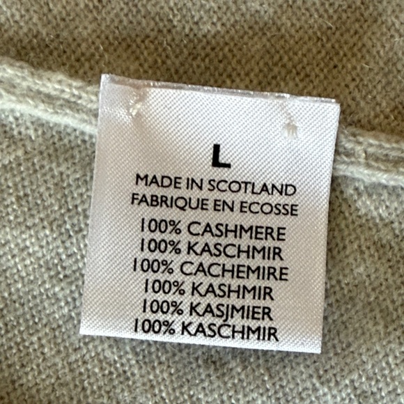 Johnstons of Elgin 100% Cashmere Grey Open Front Cardigan. - Picture 8 of 12